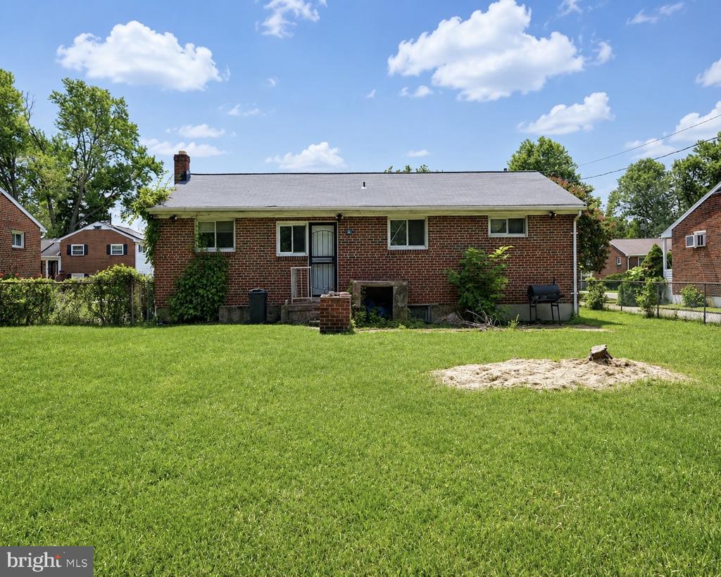 2808 GREENLAWN ROAD