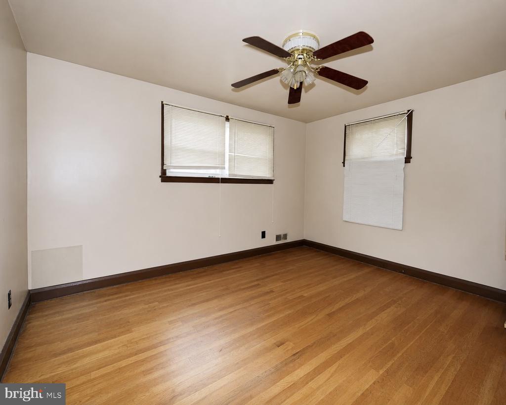 2808 GREENLAWN ROAD