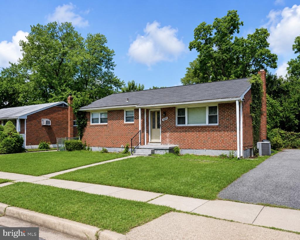 2808 GREENLAWN ROAD