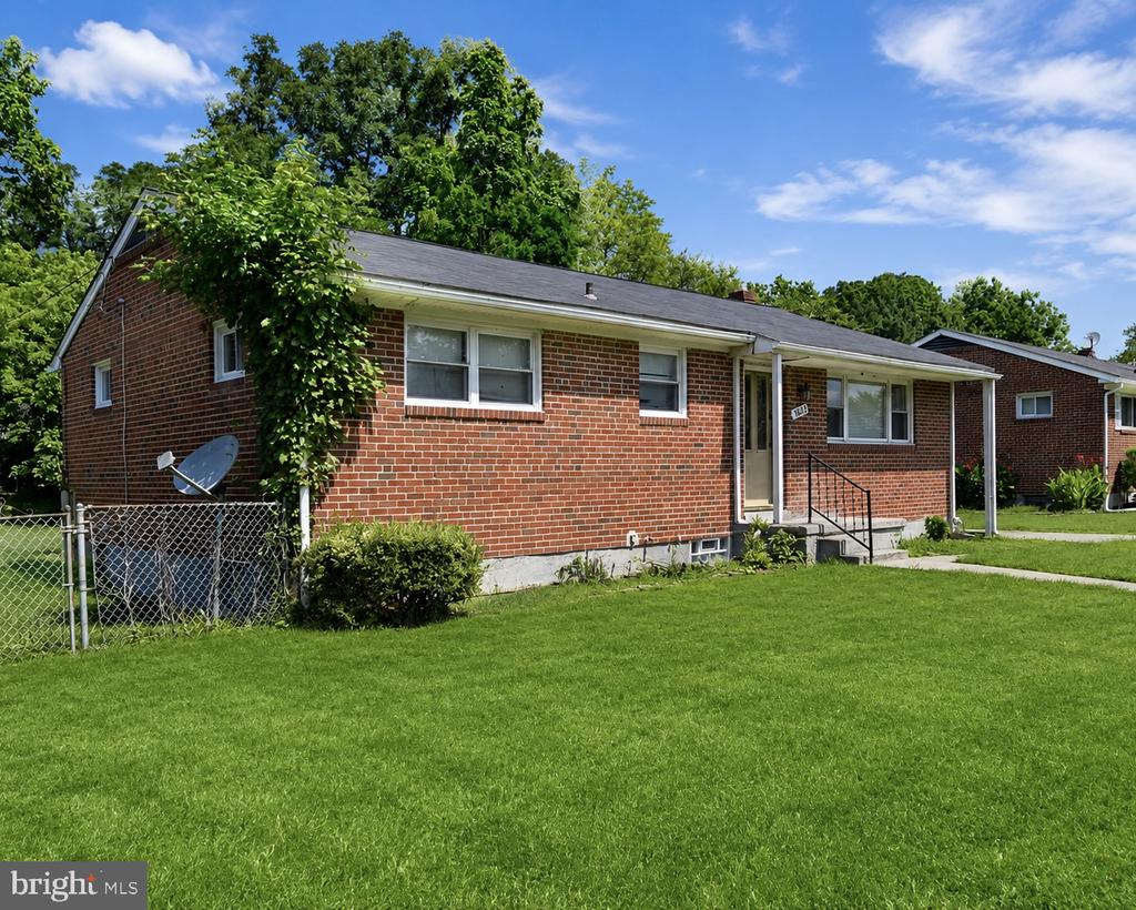 2808 GREENLAWN ROAD