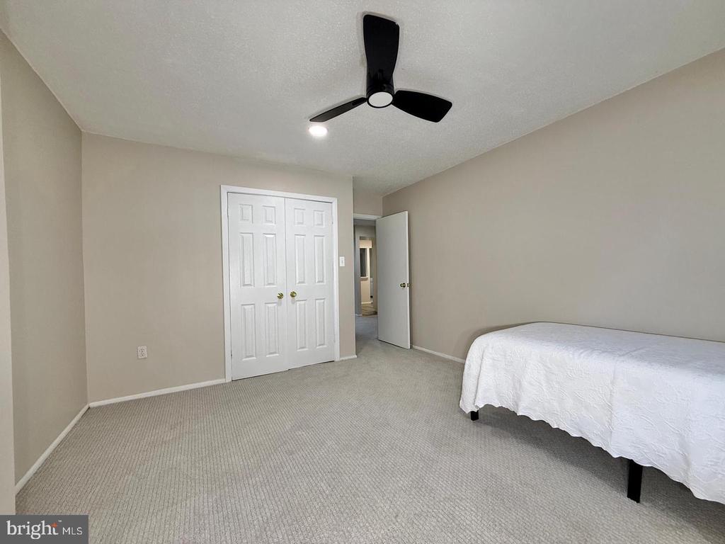 7 WINDBLOWN COURT Unit: 202