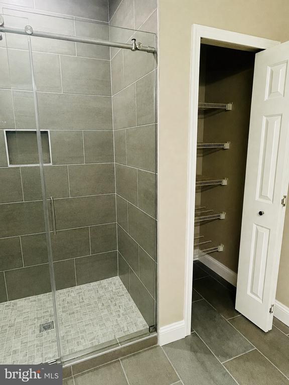 9776 ASHLYN CIRCLE Unit: 9776