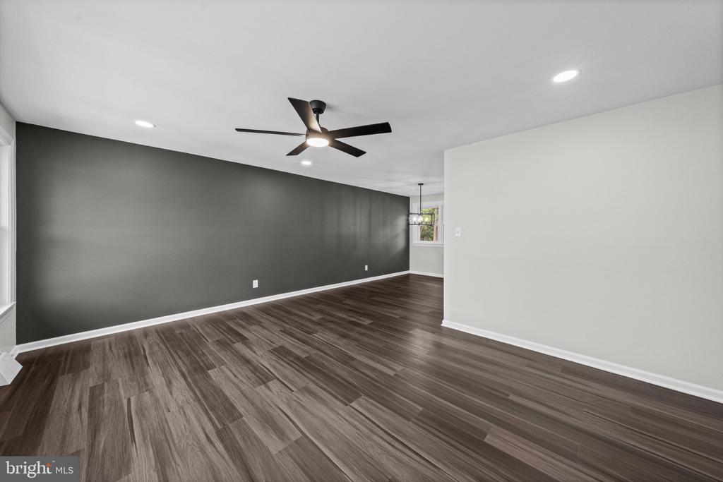 5608 CYNTHIA TERRACE