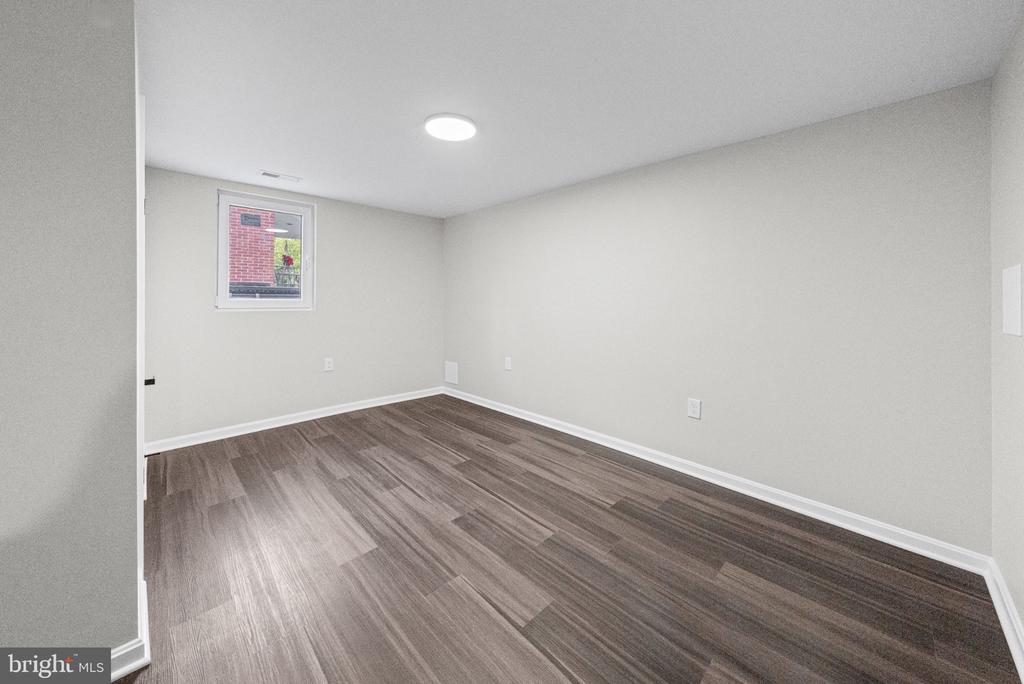 5608 CYNTHIA TERRACE