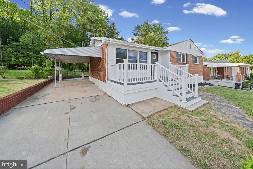 5608 CYNTHIA TERRACE