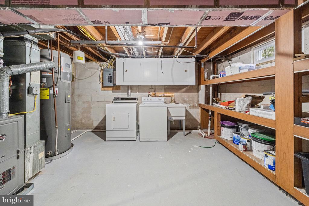 5608 CYNTHIA TERRACE