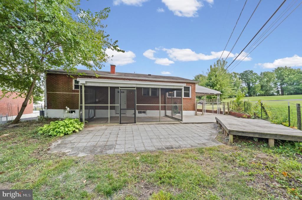 5608 CYNTHIA TERRACE