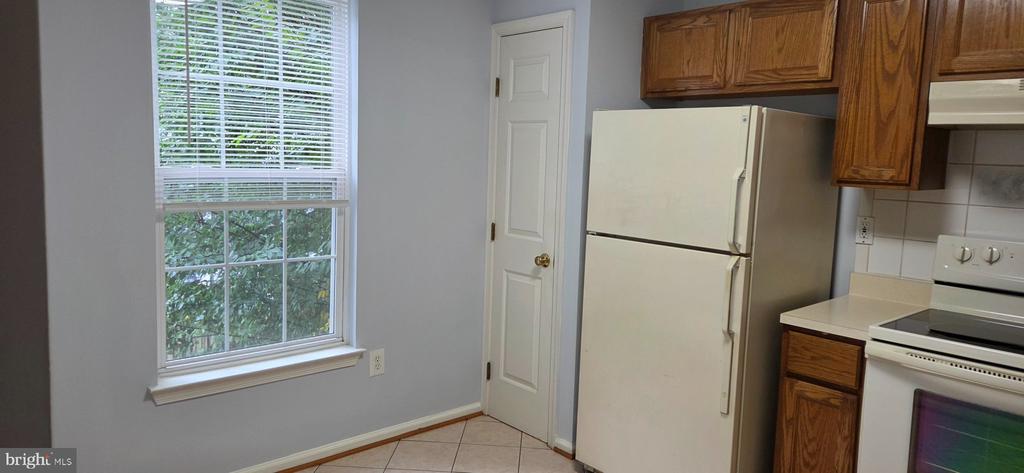7901 VALLEY MANOR ROAD Unit: 201