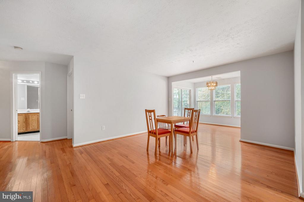 7901 VALLEY MANOR ROAD Unit: 201