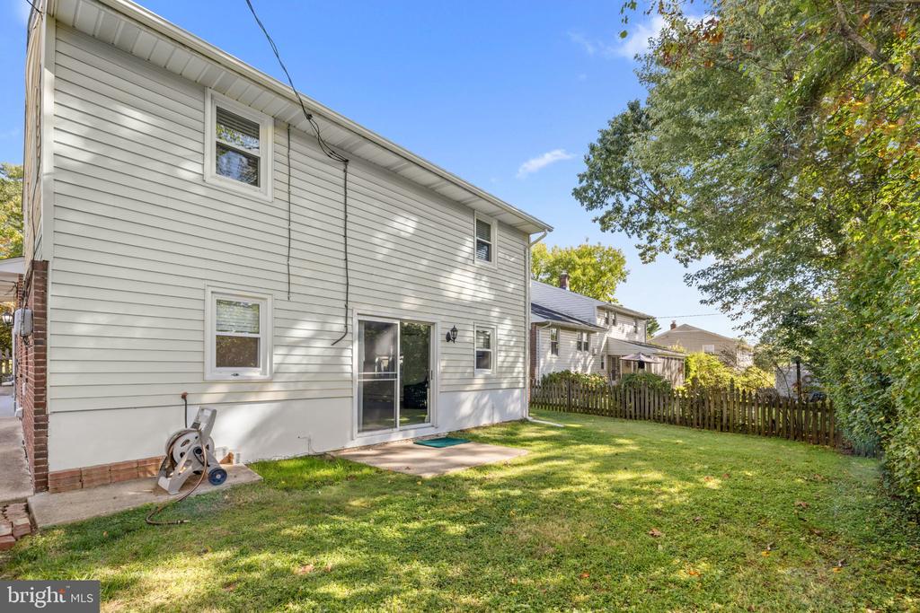 230 ROLLINGBROOK WAY
