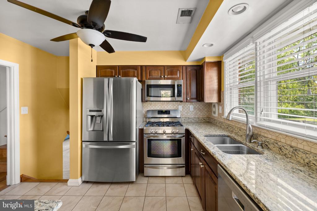 230 ROLLINGBROOK WAY