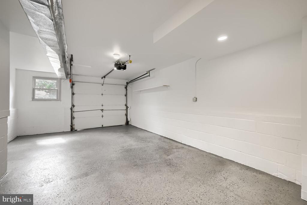 6 WESTBURY ROAD