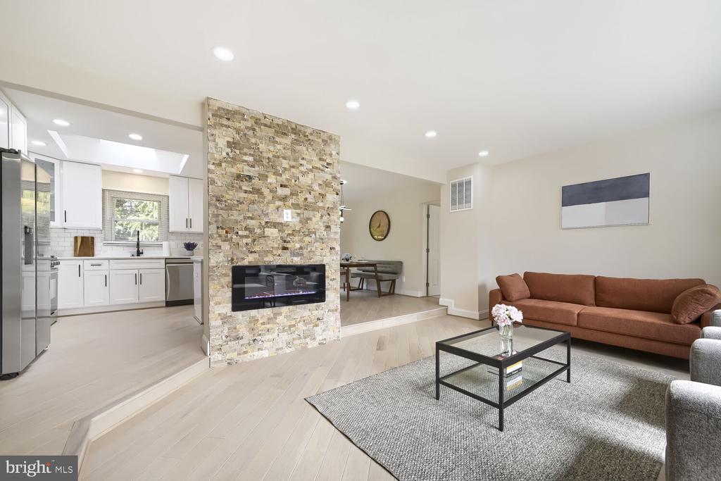 6 WESTBURY ROAD