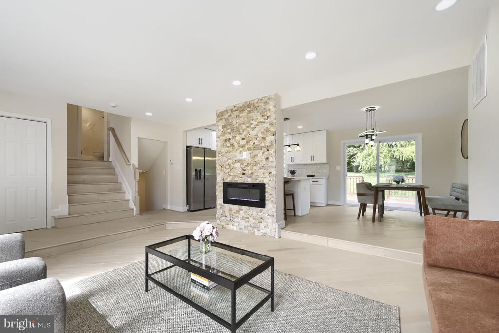 6 WESTBURY ROAD