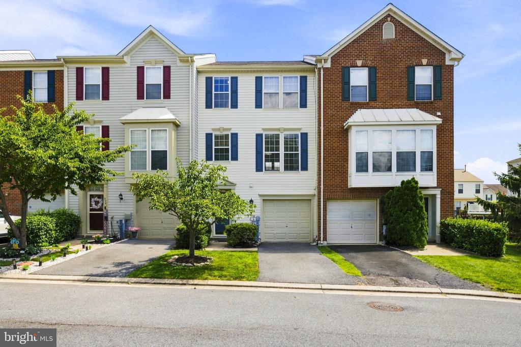 9739 HARVESTER CIRCLE Unit: 9739