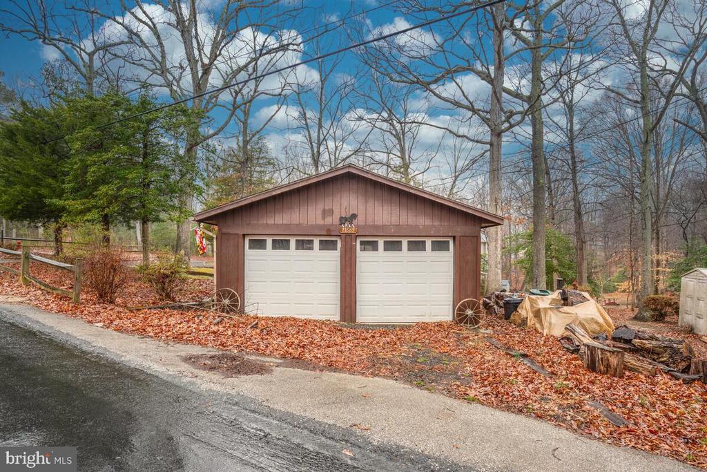 11665 MESA TRAIL