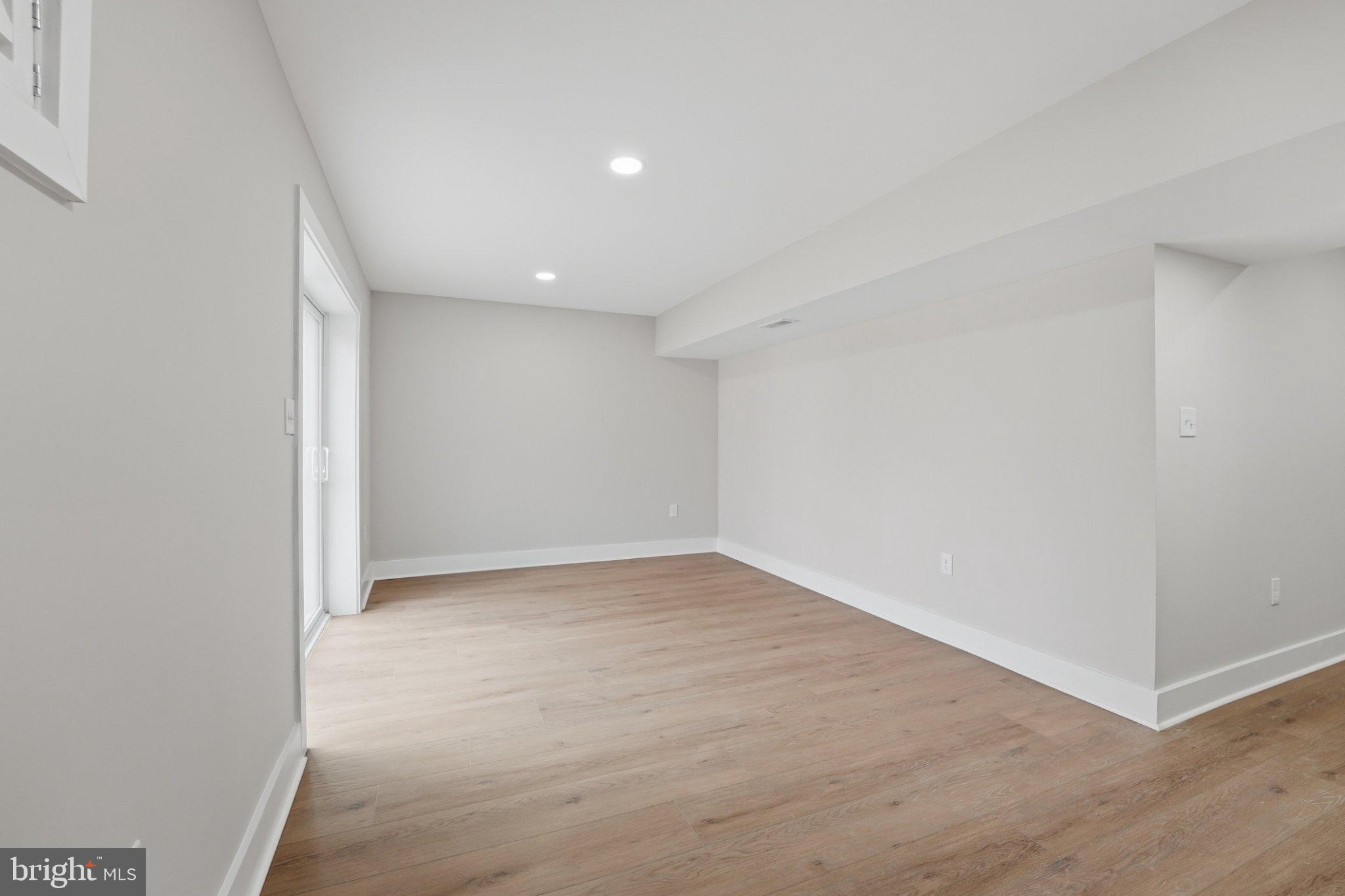 2972 TARTAN LANE