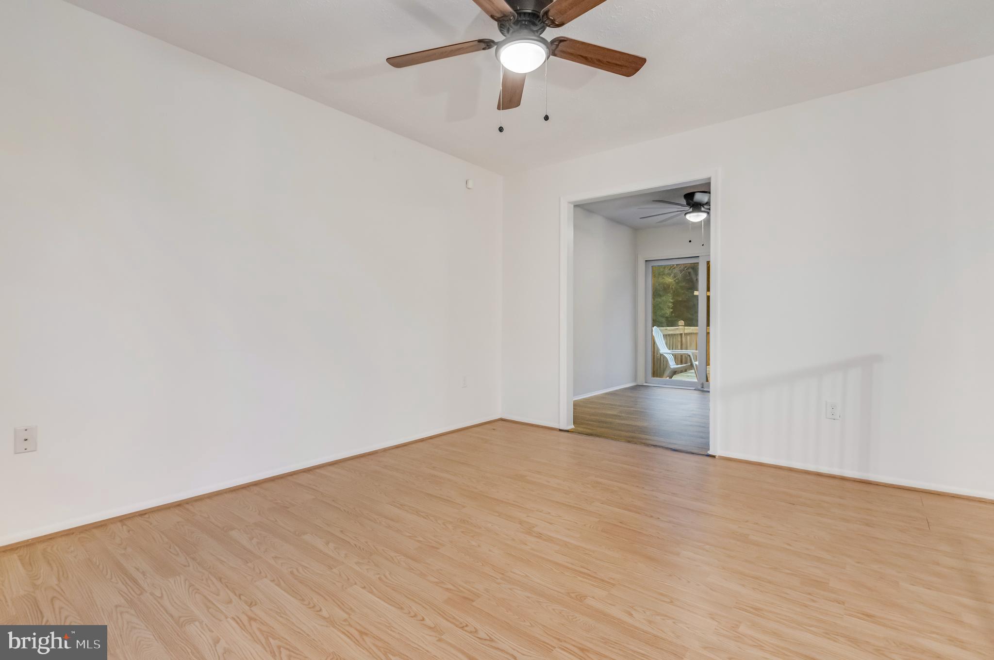 606 UNIVERSITY DRIVE