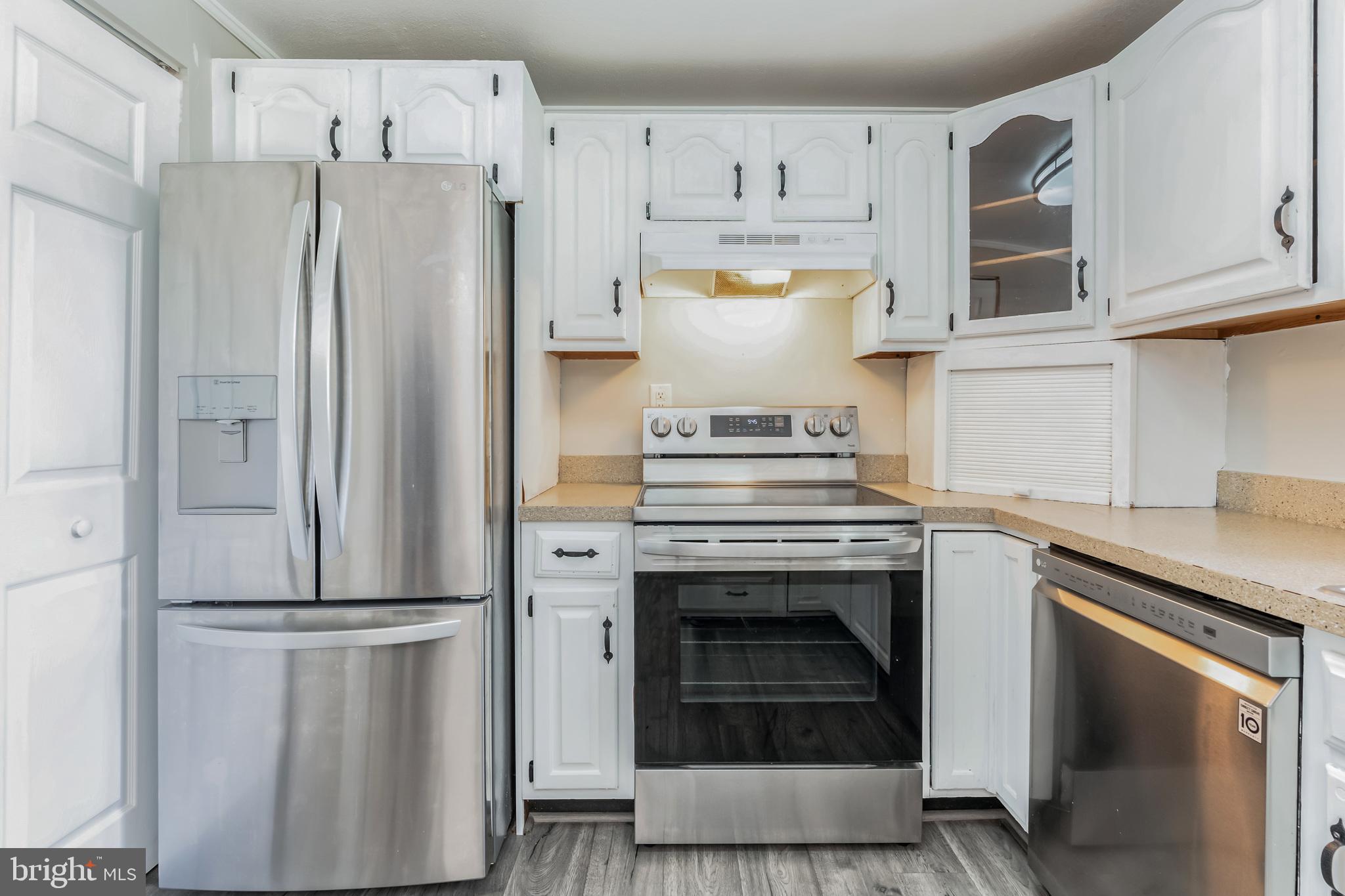 15 CARDIGAN COURT