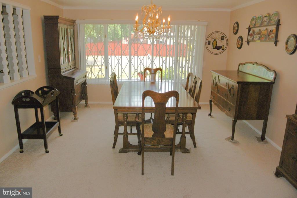 2802 BREWSTER ROAD