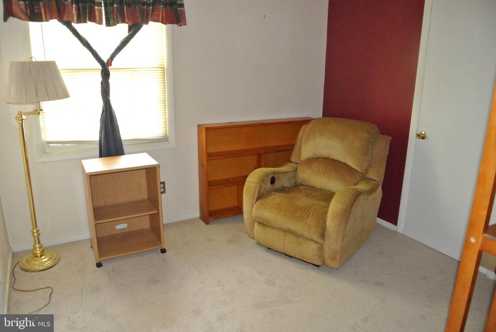 2802 BREWSTER ROAD