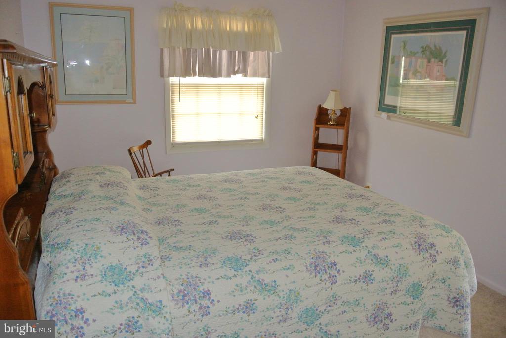 2802 BREWSTER ROAD