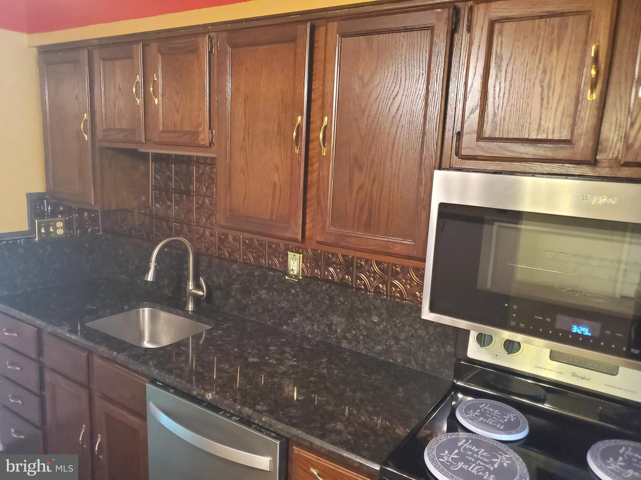 2401 SHADE OAK COURT