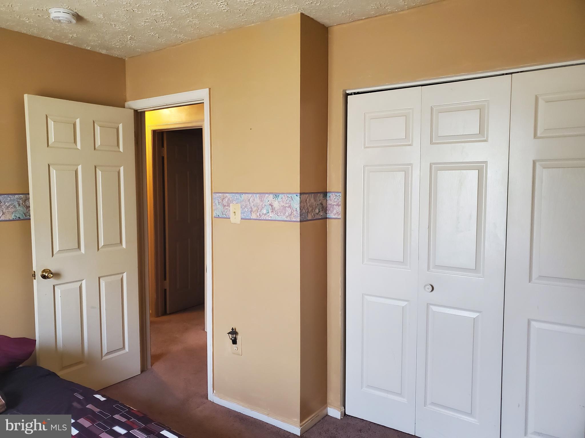 2401 SHADE OAK COURT