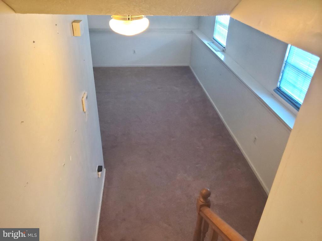 2401 SHADE OAK COURT