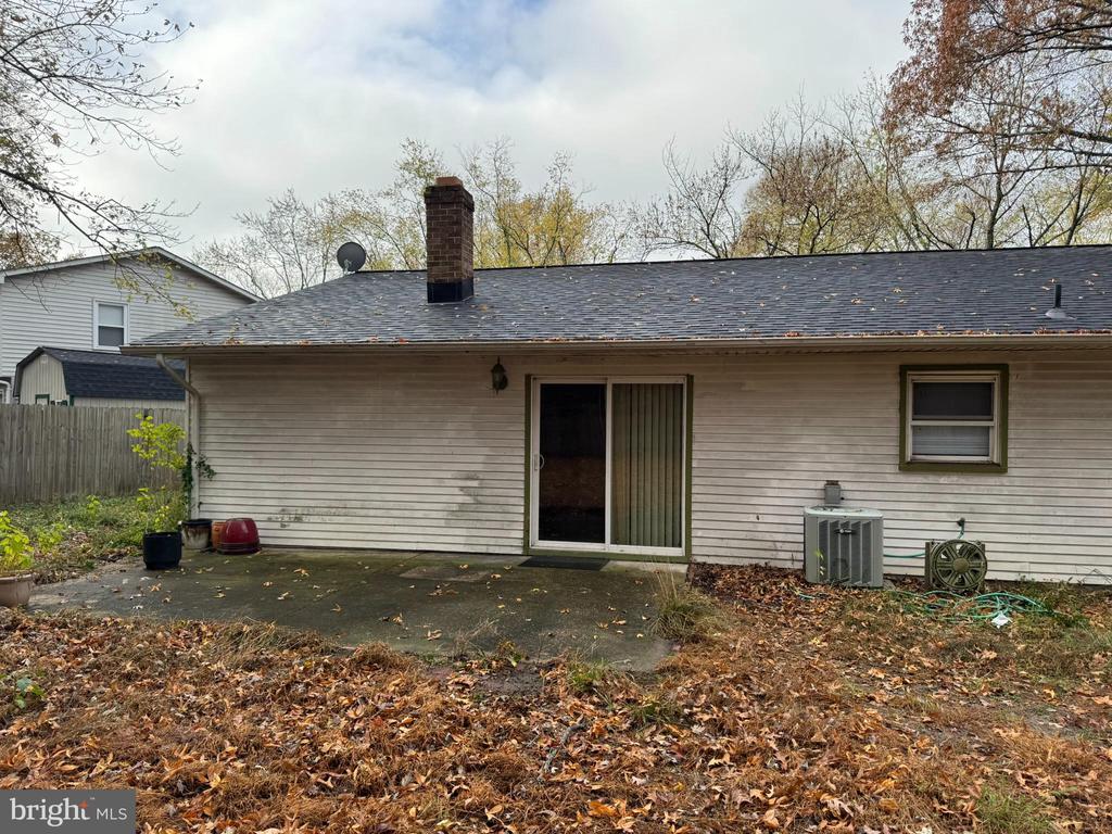 327 BUCKNELL CIRCLE