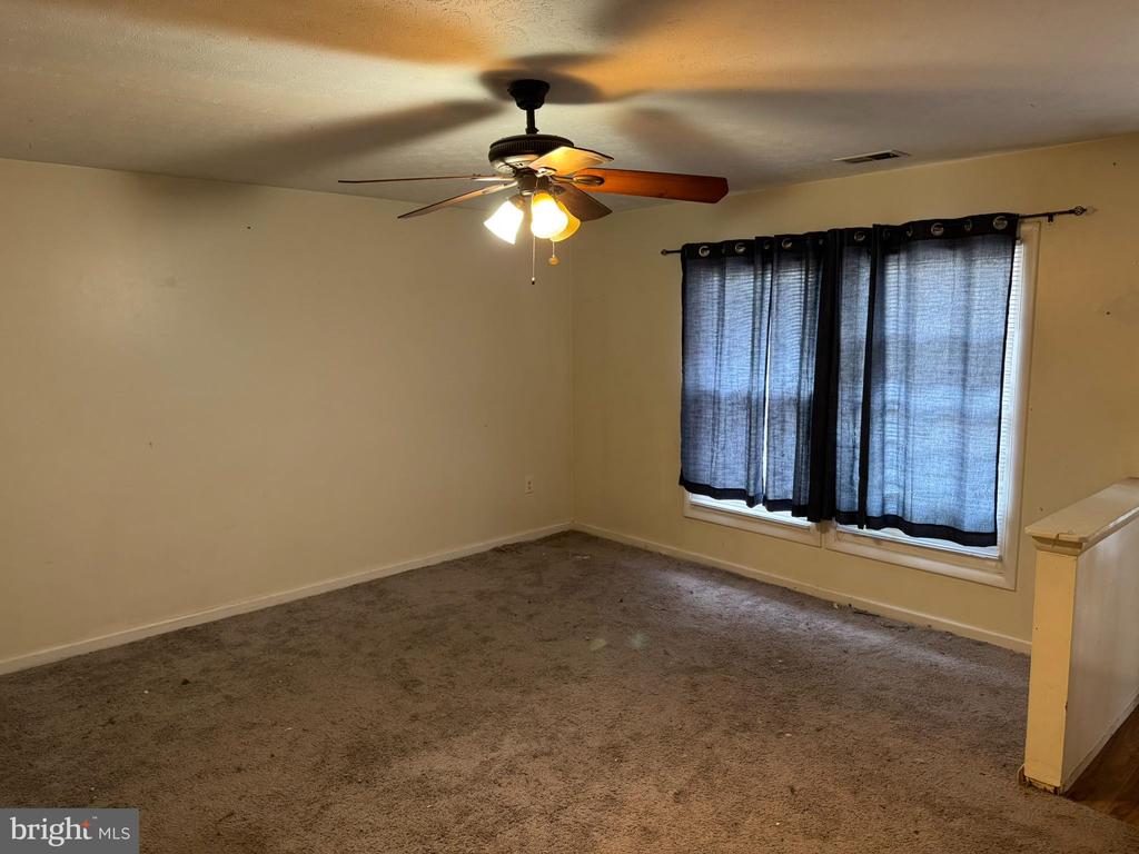 327 BUCKNELL CIRCLE