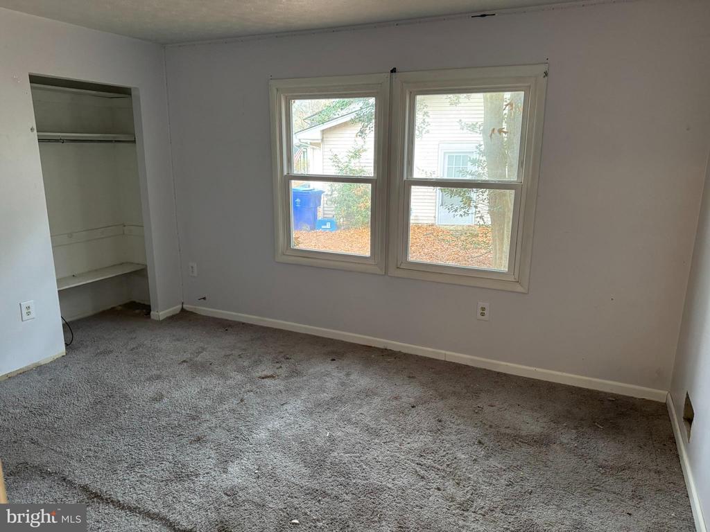327 BUCKNELL CIRCLE