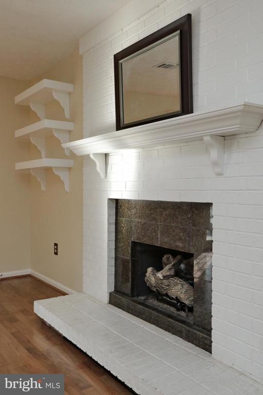 2713 BURNING OAK DRIVE