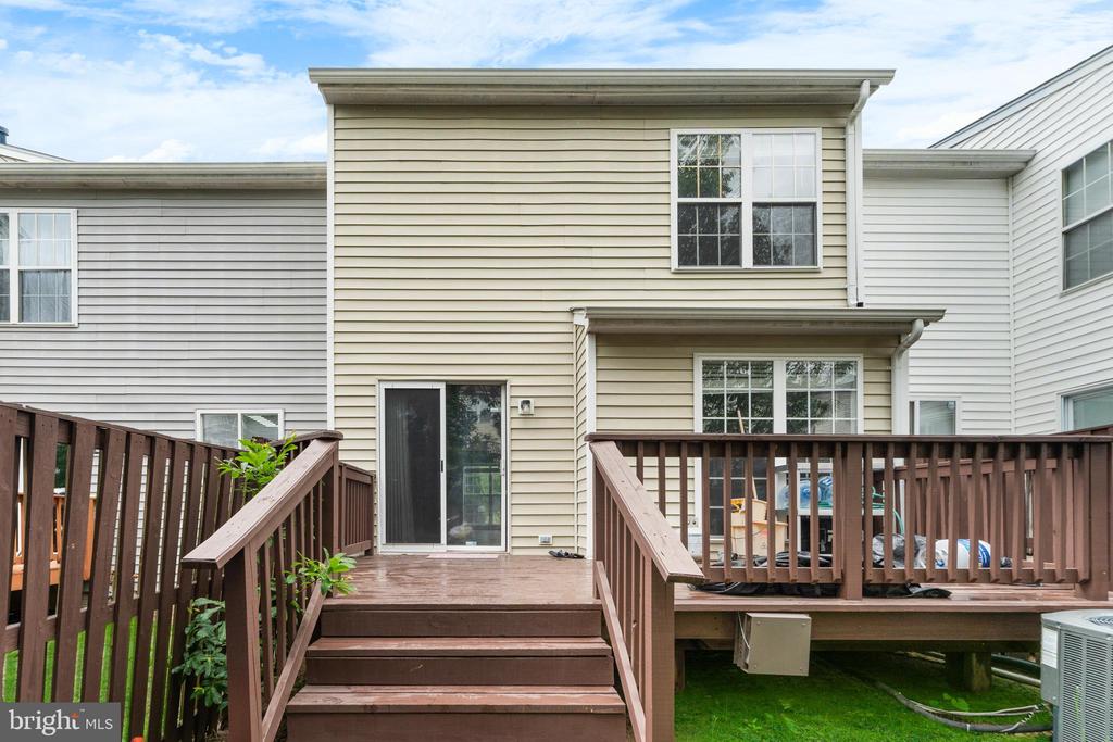 3336 FORDINGTON PLACE