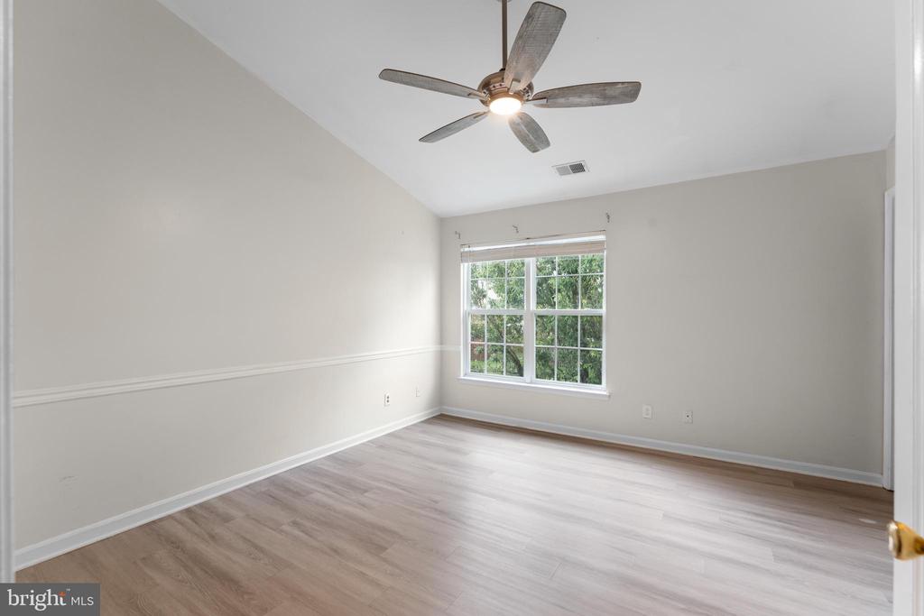 3336 FORDINGTON PLACE