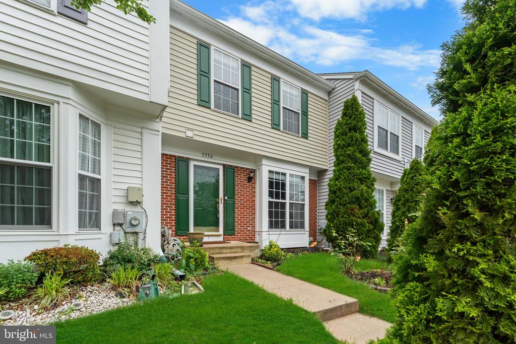 3336 FORDINGTON PLACE