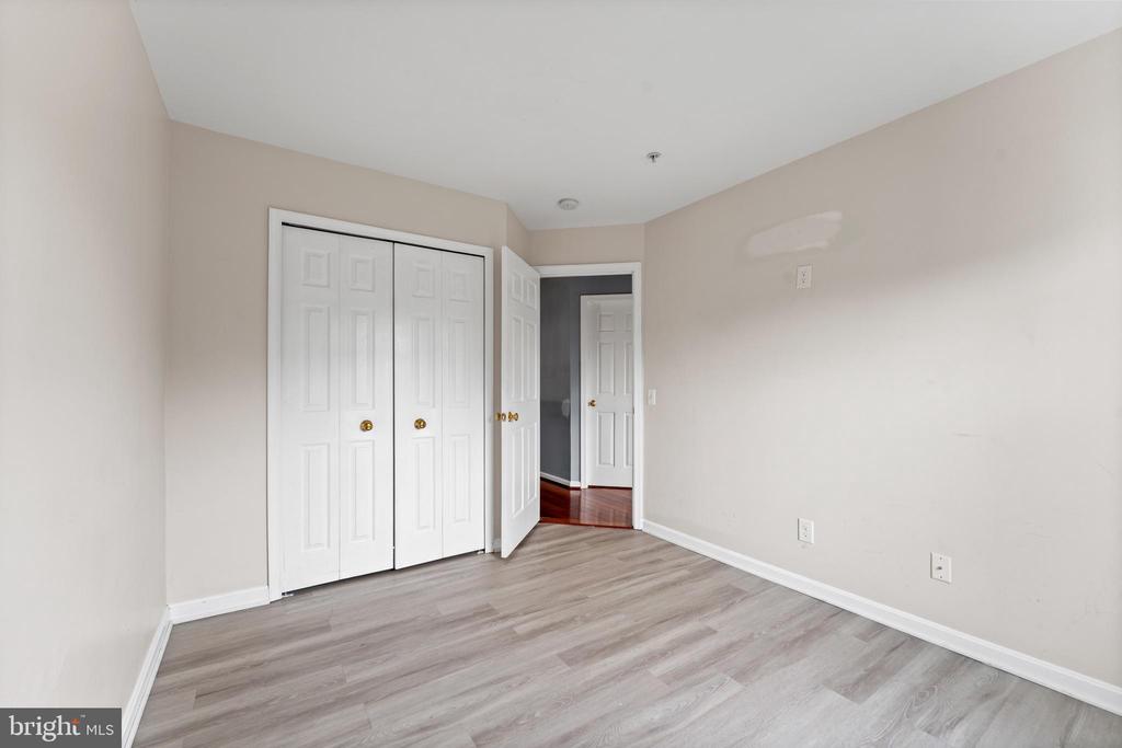 3336 FORDINGTON PLACE