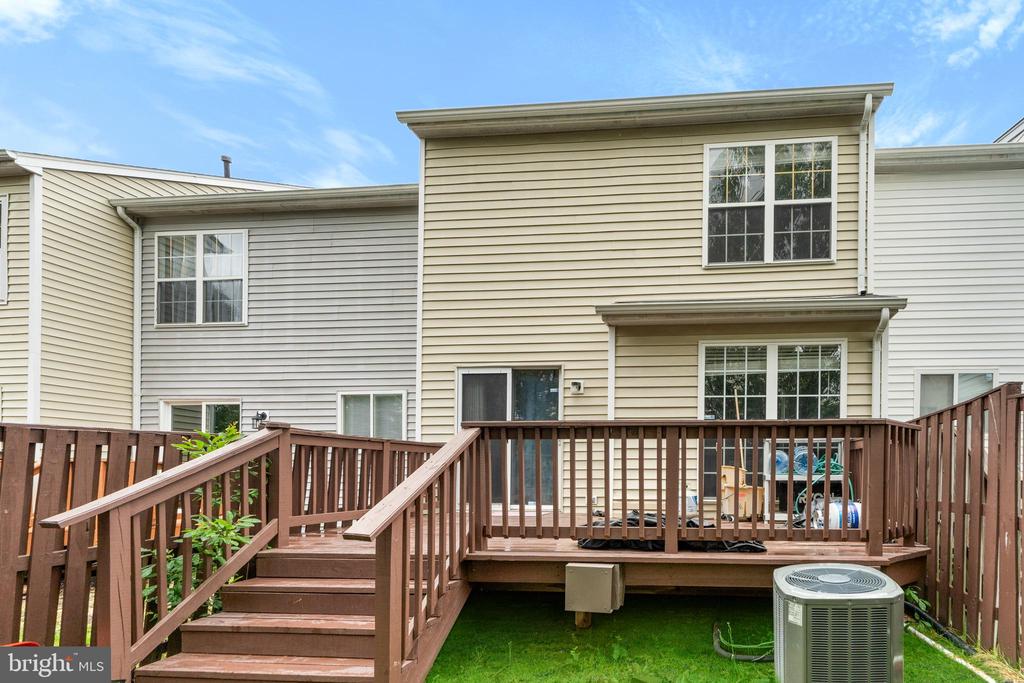 3336 FORDINGTON PLACE