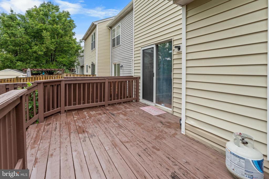 3336 FORDINGTON PLACE