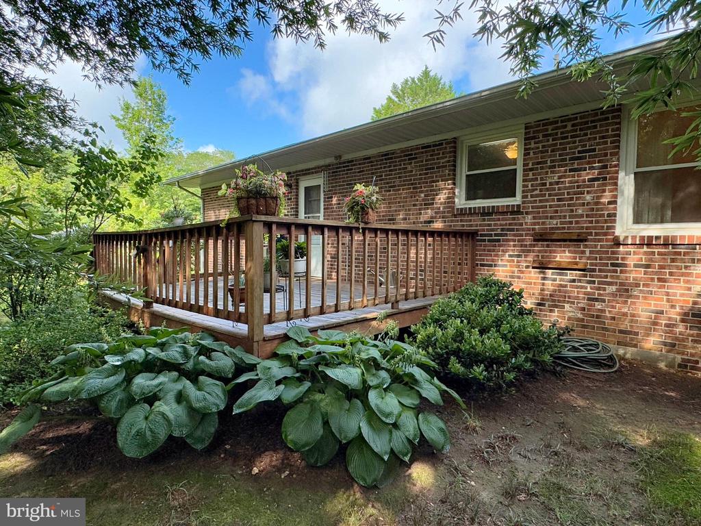 8070 WHEATLEY ROAD