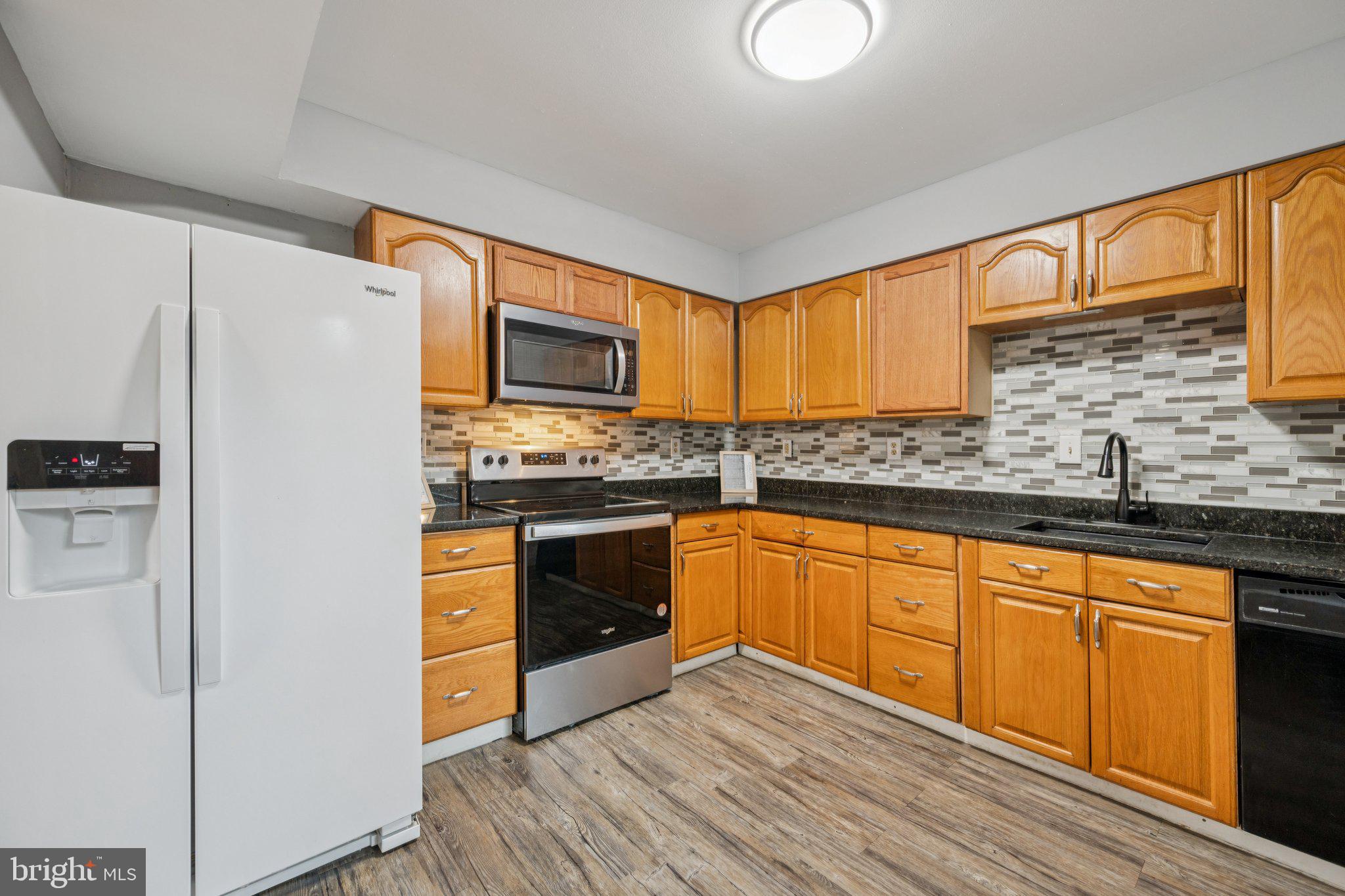 5112 BLACKSMITH COURT