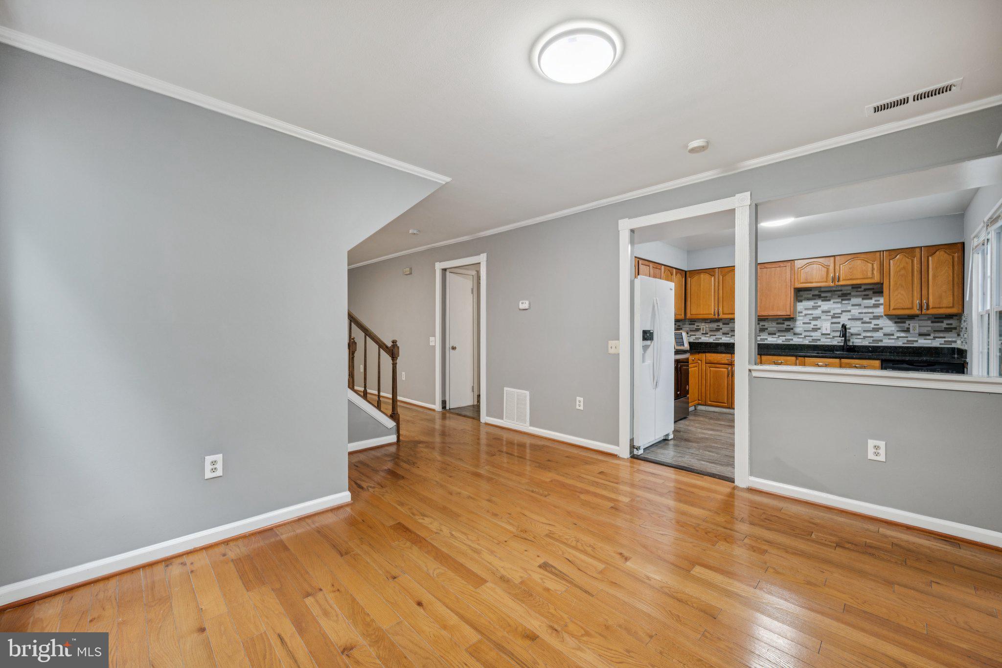 5112 BLACKSMITH COURT