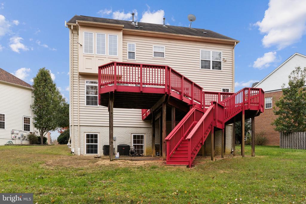 2086 DOWNSHIRE COURT
