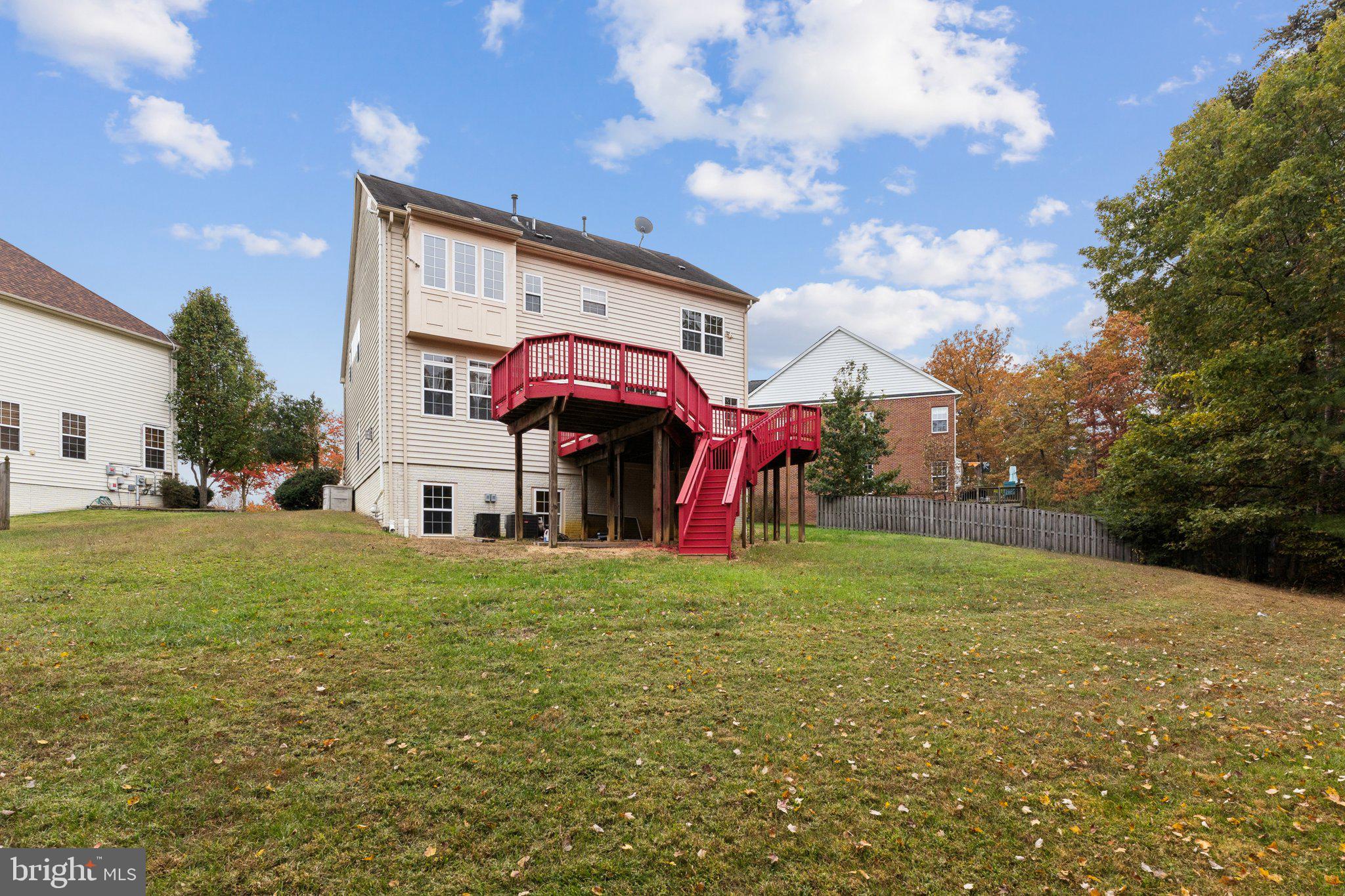 2086 DOWNSHIRE COURT