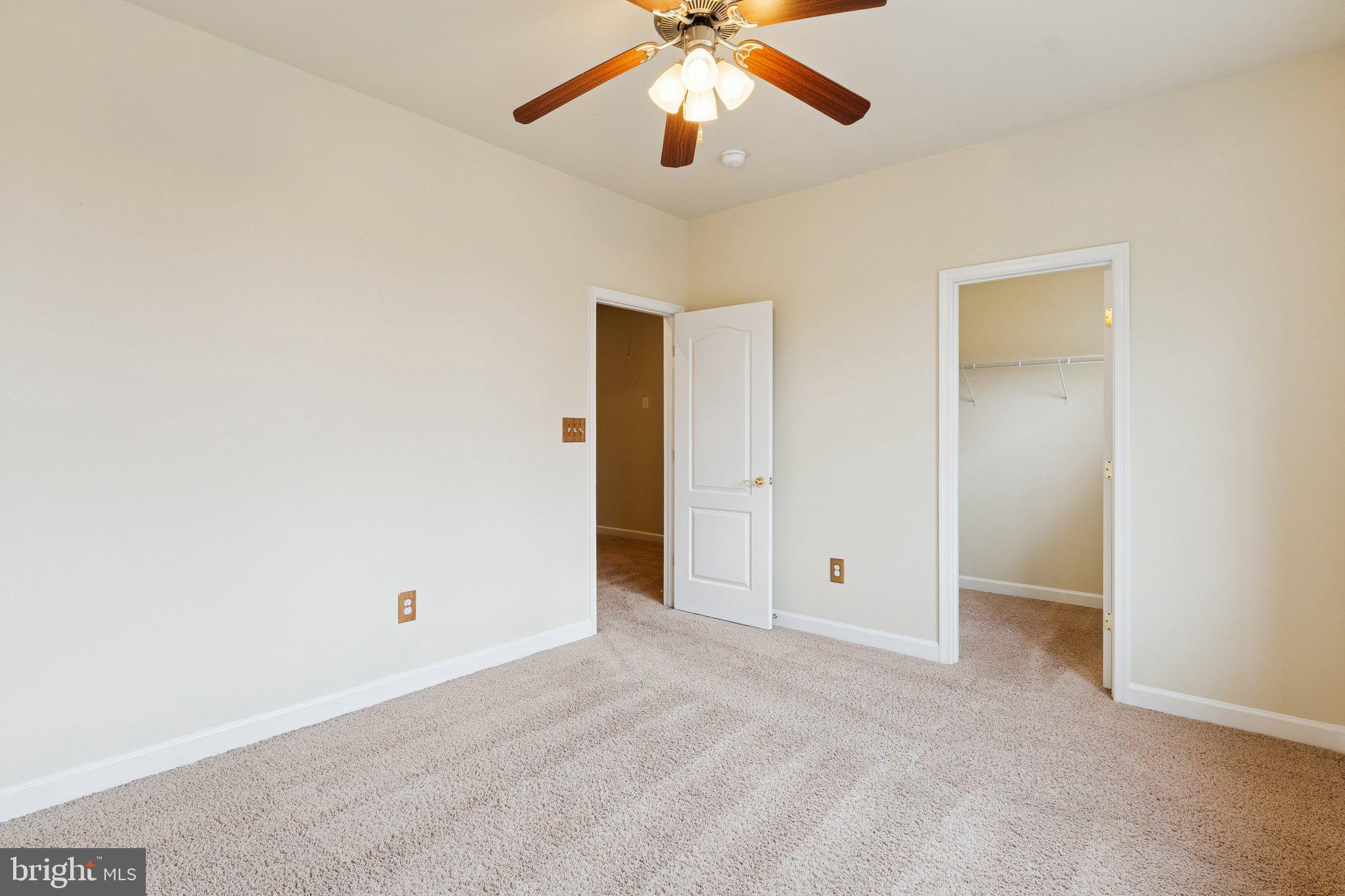 2086 DOWNSHIRE COURT