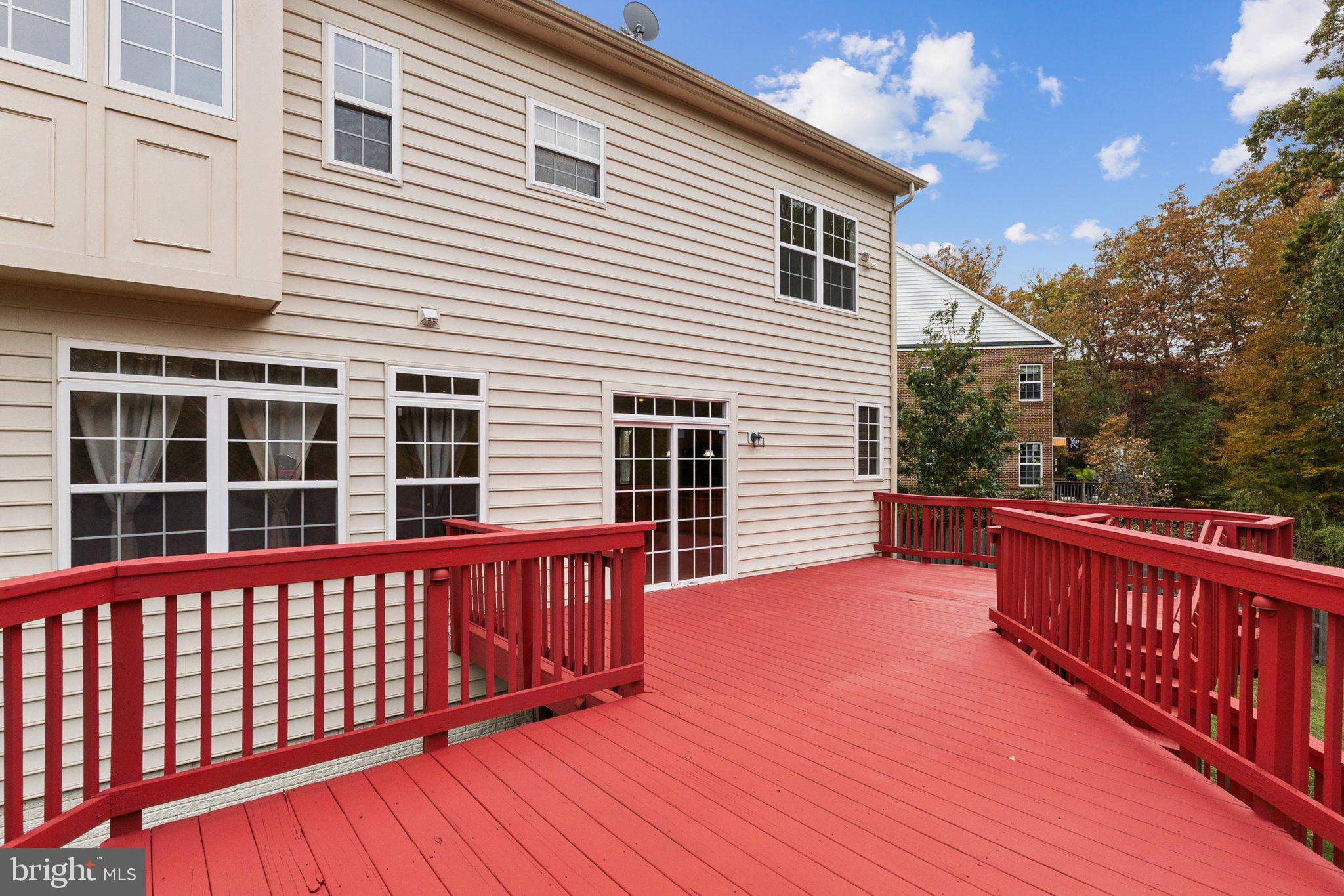 2086 DOWNSHIRE COURT