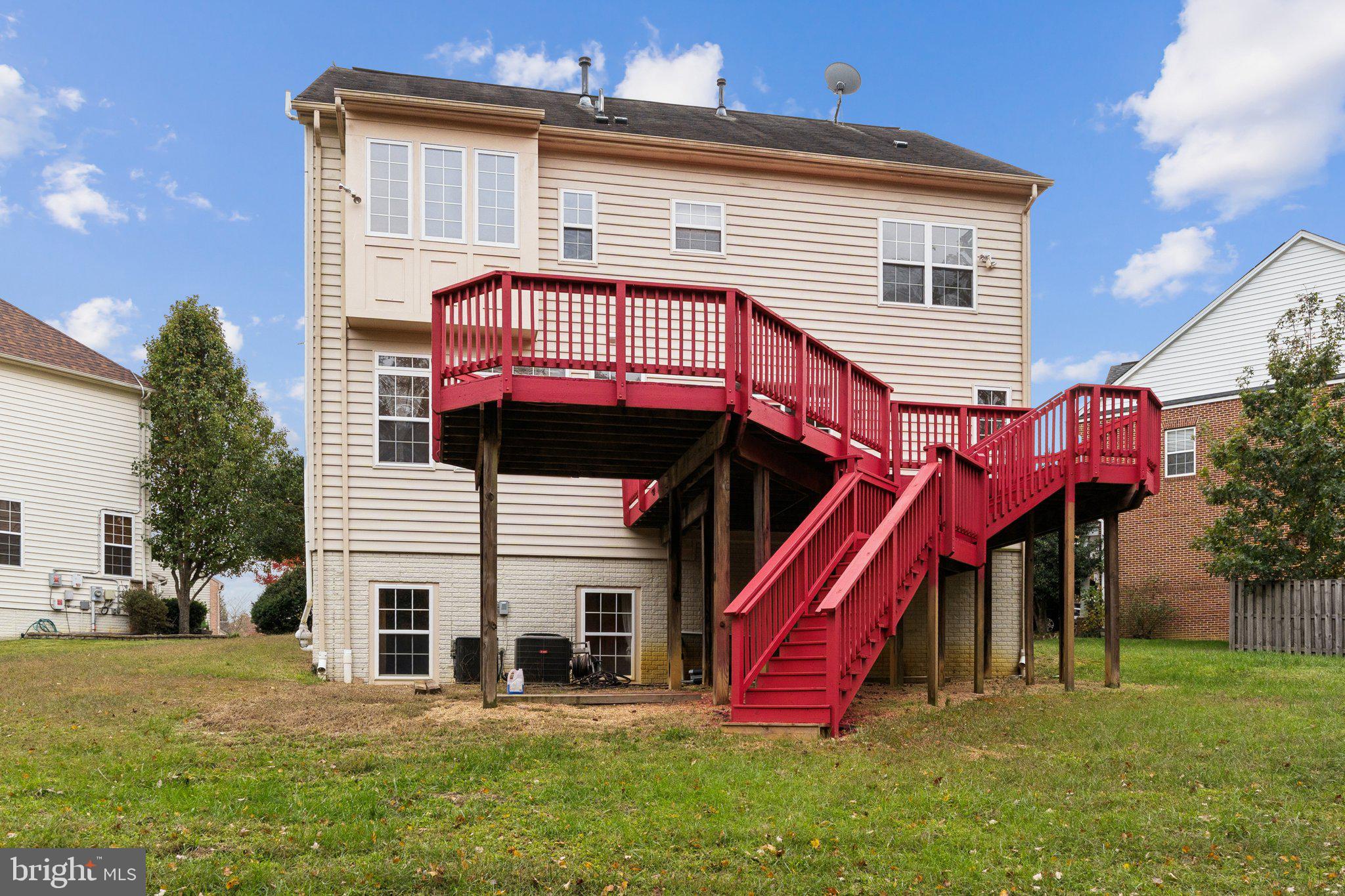 2086 DOWNSHIRE COURT