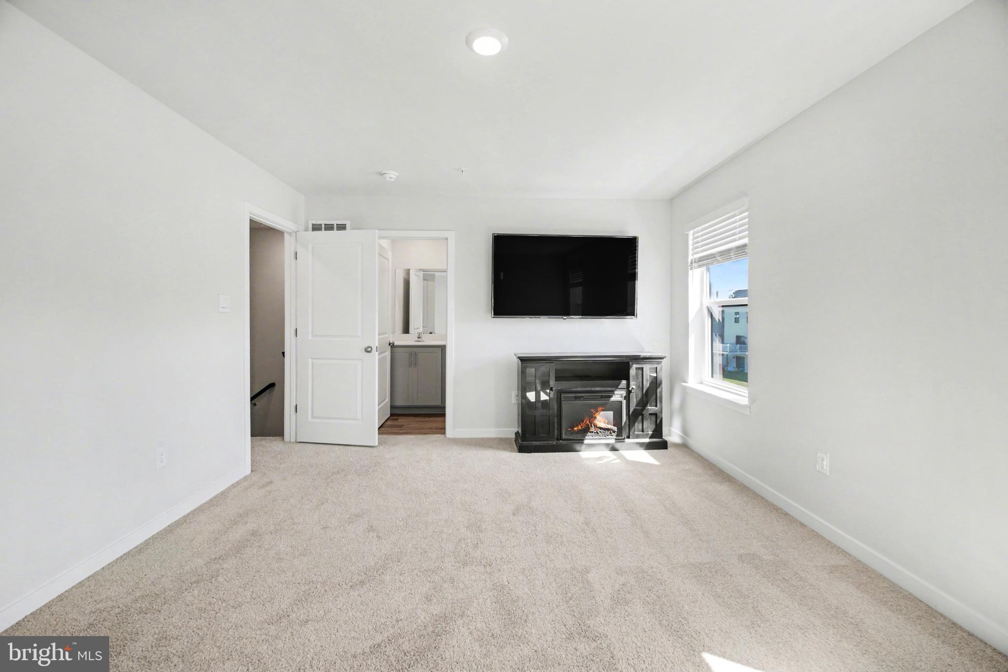 548 SWIFT HERON AVE