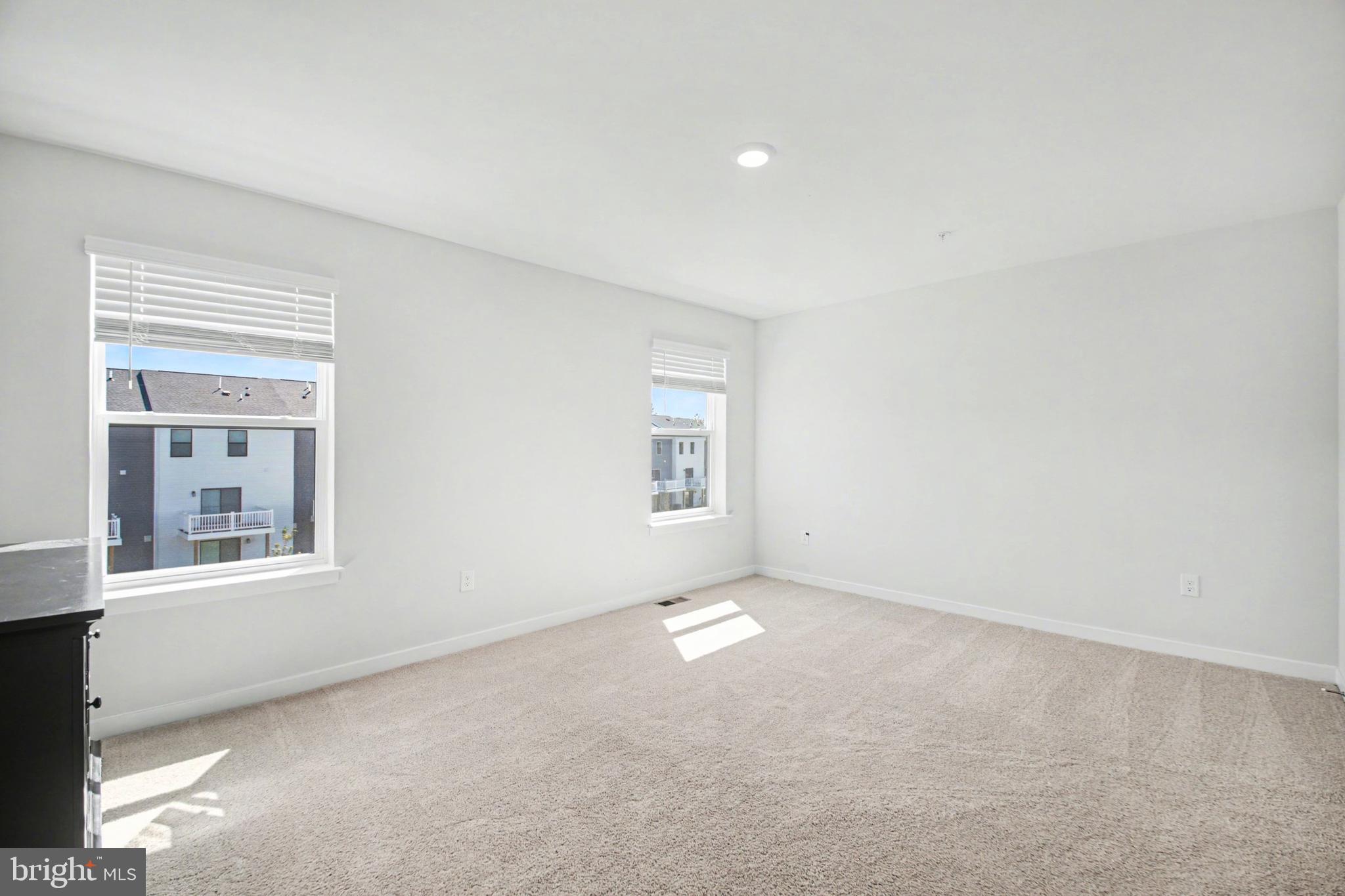 548 SWIFT HERON AVE