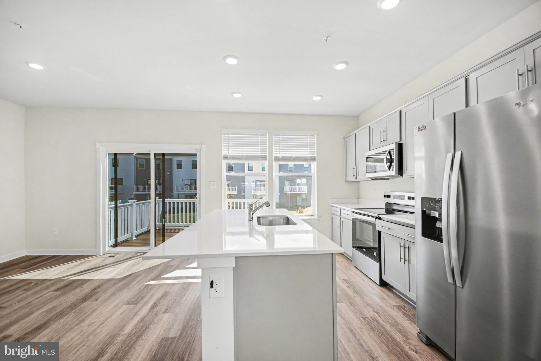 548 SWIFT HERON AVE